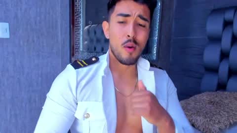 Snapshot of alan_greek_1 chatting on June 2, 4:42 pm Alan greek online show from June 2, 4:42 pm