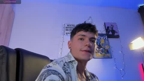 Alan online show from December 13, 4:49 pm