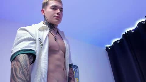 Alan online show from March 11, 3:56 pm