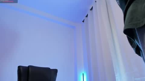 Alan online show from September 18, 1:57 pm