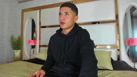 ---Alan--- online show from February 25, 4:14 am