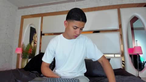 ---Alan--- online show from March 5, 5:18 am