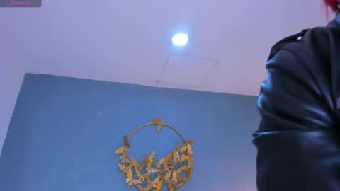 Snapshot of alana_2916 chatting on December 3, 1:21 pm alana_2916 online show from December 3, 1:21 pm
