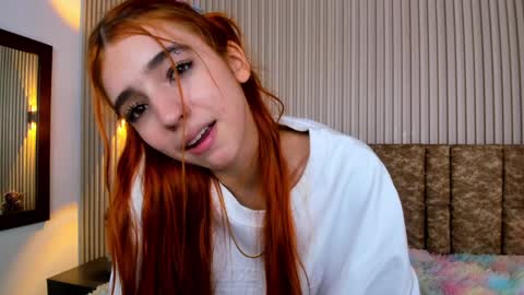 A L A N A  online show from December 3, 5:01 pm