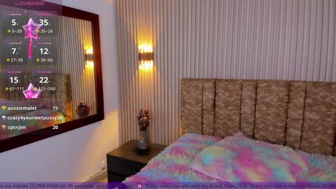 A L A N A  online show from January 21, 3:43 pm