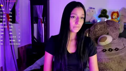 Snapshot of alana_77 chatting on November 21, 7:51 am Alana online show from November 21, 7:51 am