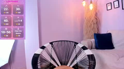 Snapshot of alana__rossetti chatting on September 15, 12:38 pm Alana online show from September 15, 12:38 pm