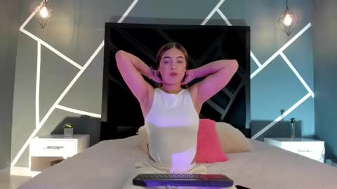 Snapshot of alana_cox_ chatting on October 14, 11:16 pm ALANA COX online show from October 14, 11:16 pm