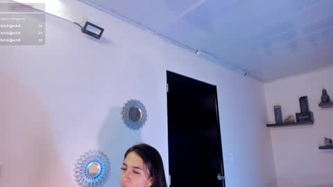 Maeve  online show from December 13, 2:38 pm