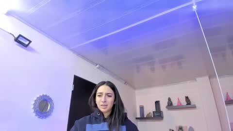 Maeve  online show from December 26, 10:48 am