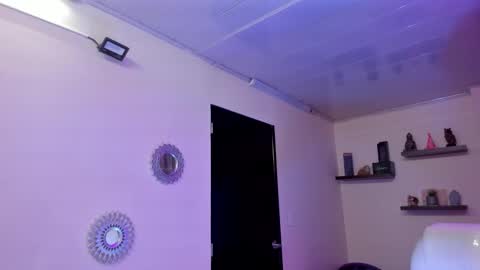 Maeve  online show from December 30, 5:02 pm