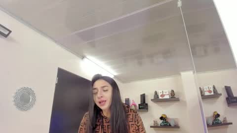 Maeve  online show from January 31, 11:24 am