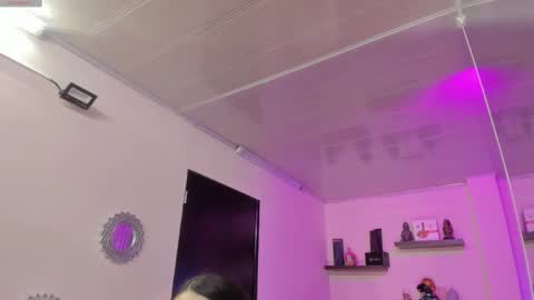 Maeve  online show from March 10, 10:59 am