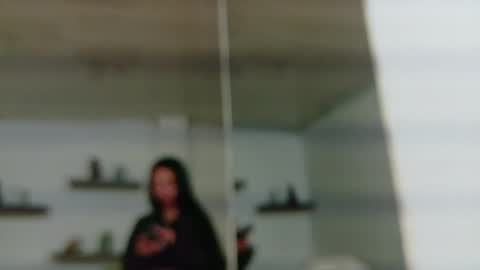 Maeve  online show from April 3, 10:24 am