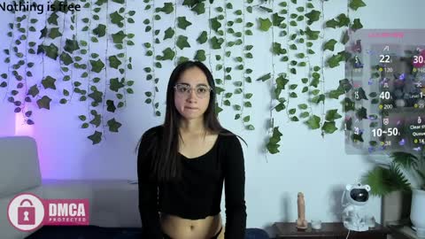 Snapshot of alana_pherson chatting on April 7, 3:18 am alana_pherson online show from April 7, 3:18 am