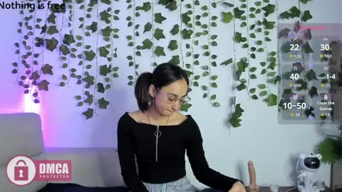 Snapshot of alana_pherson chatting on April 9, 5:40 am alana_pherson online show from April 9, 5:40 am