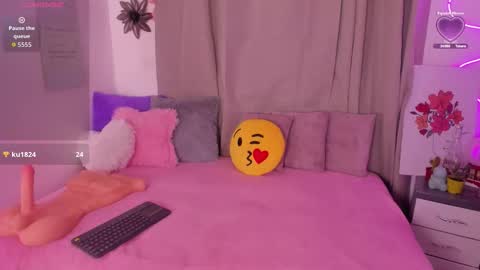 Alana Gmez  online show from January 7, 9:17 pm