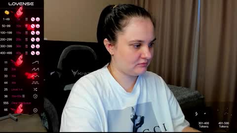 Julia online show from October 27, 12:09 pm