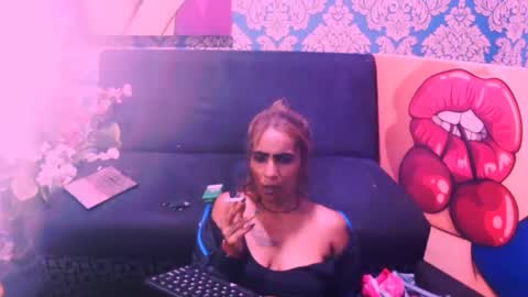 alanadelray online show from February 27, 8:28 am