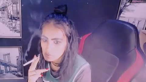 alanadelray online show from November 4, 6:56 am