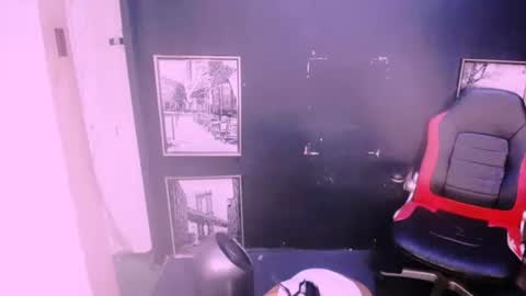 alanadelray online show from November 10, 6:56 am