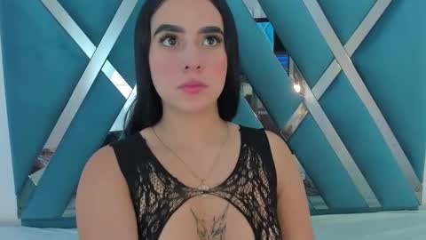 Alana Flores online show from September 12, 11:21 am