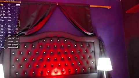 Snapshot of alanagh_ chatting on November 10, 3:49 am alana online show from November 10, 3:49 am