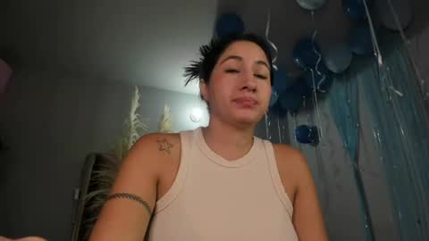 Snapshot of alanah_connor99 chatting on July 21, 1:24 pm alanah connors online show from July 21, 1:24 pm