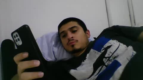 Snapshot of alanargenttt25 chatting on December 5, 6:32 am alanargenttt25 online show from December 5, 6:32 am