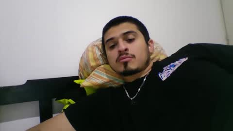 Snapshot of alanargenttt25 chatting on October 27, 9:52 pm alanargenttt25 online show from October 27, 9:52 pm