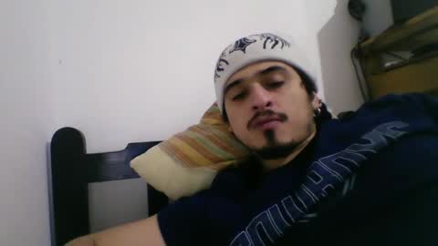 Snapshot of alanargenttt25 chatting on June 17, 11:01 am alanargenttt25 online show from June 17, 11:01 am