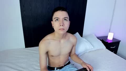 alanblack1 online show from January 29, 12:24 pm