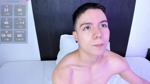 alanblack1 online show from February 18, 2:16 pm