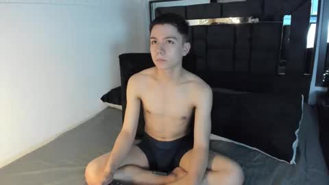 alanblack1 online show from September 16, 11:17 pm