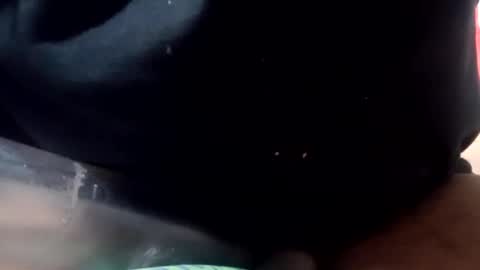 Snapshot of alandelonereselmejor chatting on March 16, 12:38 am Alain Deleon online show from March 16, 12:38 am