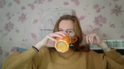 Elisa online show from October 2, 8:32 am