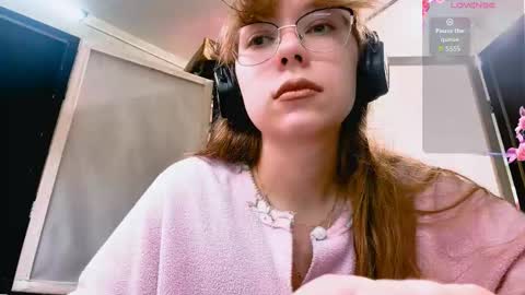 Stella online show from November 28, 8:17 am