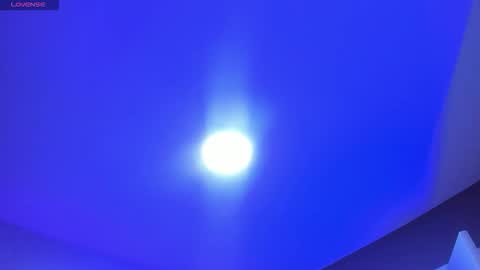 Snapshot of alanna_hank chatting on November 30, 6:01 pm Alanna online show from November 30, 6:01 pm