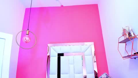 Ana online show from February 10, 10:30 pm