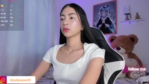    online show from February 5, 11:44 am