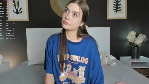 Alanna Cute Russell online show from October 14, 7:47 pm