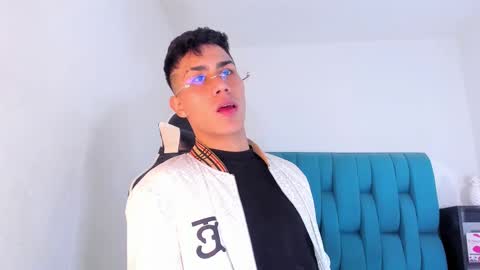 alannaughty_ online show from March 7, 8:55 pm