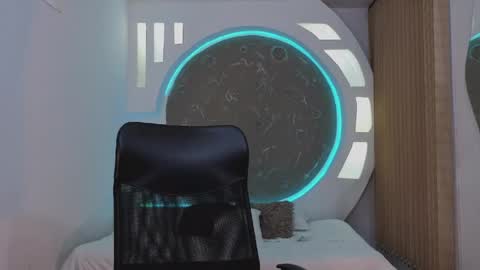 alan online show from April 23, 11:09 am