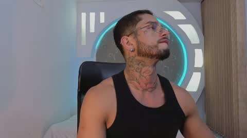 alan online show from April 23, 12:29 pm