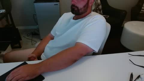 John online show from April 14, 3:18 pm