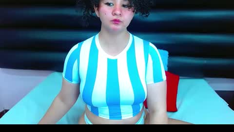 Snapshot of alasmith_ chatting on December 24, 2:21 am AlaSmith online show from December 24, 2:21 am