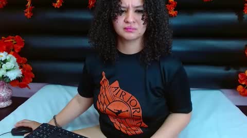 Snapshot of alasmith_ chatting on January 11, 8:33 am AlaSmith online show from January 11, 8:33 am