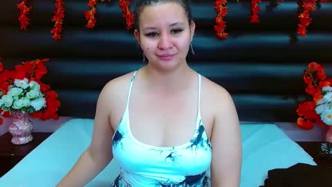 Snapshot of alasmith_ chatting on January 13, 1:56 am AlaSmith online show from January 13, 1:56 am