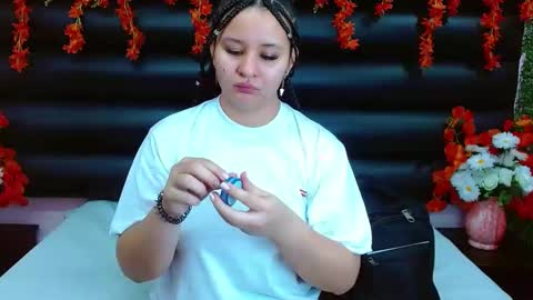 Snapshot of alasmith_ chatting on January 23, 2:12 am AlaSmith online show from January 23, 2:12 am