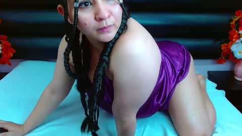 Snapshot of alasmith_ chatting on January 24, 8:02 am AlaSmith online show from January 24, 8:02 am